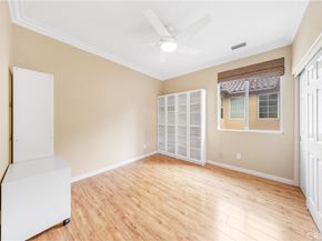 23 Vacaville, Irvine CA 92602