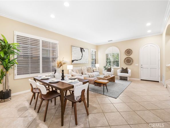 23 Vacaville, Irvine CA 92602