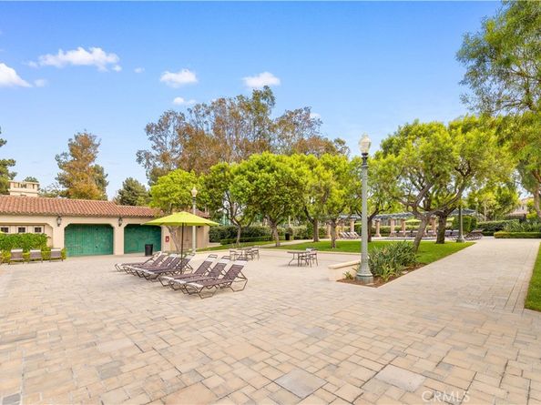 23 Vacaville, Irvine CA 92602