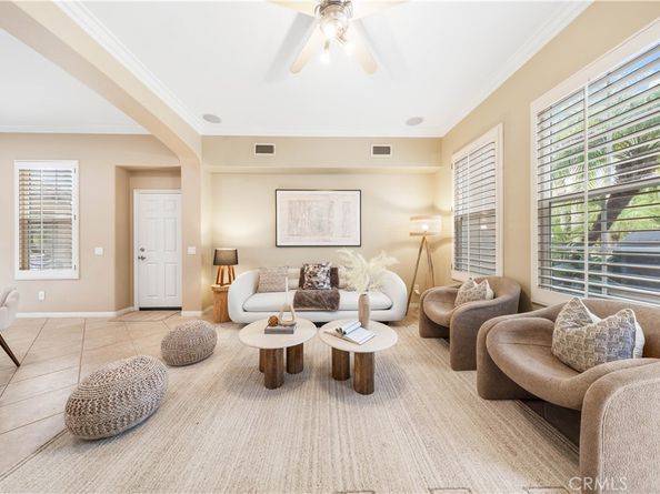 23 Vacaville, Irvine CA 92602