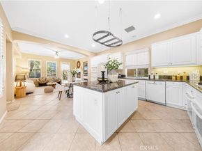 23 Vacaville, Irvine CA 92602