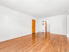 1739 E Appleton 3, Long Beach CA 90802