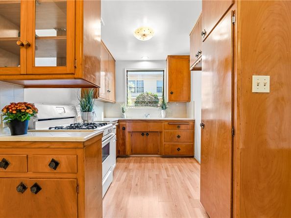 1739 E Appleton 3, Long Beach CA 90802