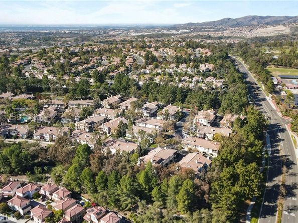 40 Tierra Montanosa, Rancho Santa Margarita CA 92688