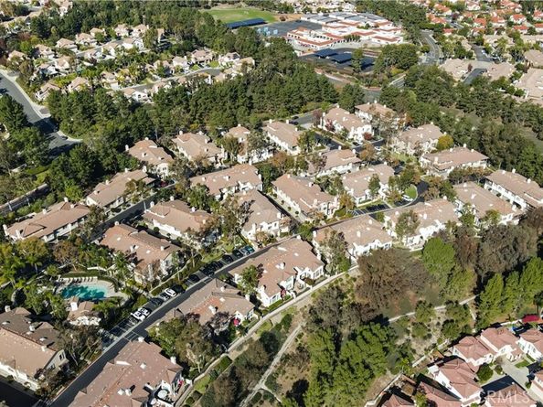 40 Tierra Montanosa, Rancho Santa Margarita CA 92688