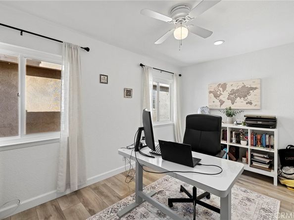 28481 La Noche, Mission Viejo CA 92692