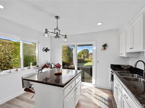 28481 La Noche, Mission Viejo CA 92692