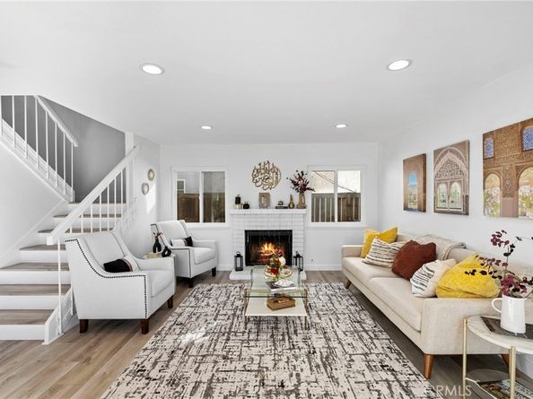 28481 La Noche, Mission Viejo CA 92692