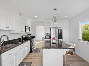 28481 La Noche, Mission Viejo CA 92692