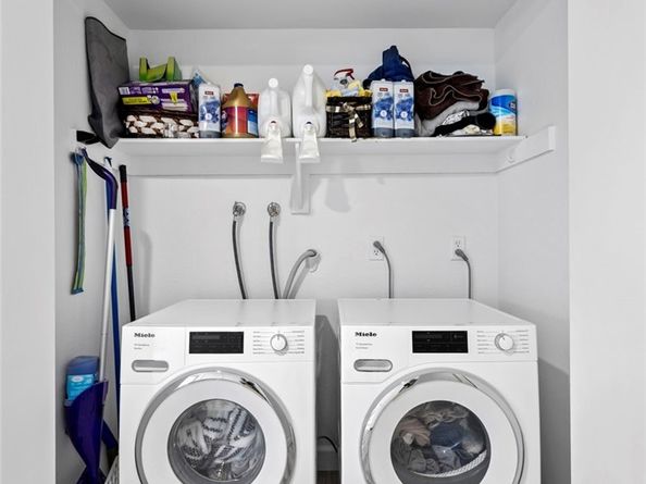 28481 La Noche, Mission Viejo CA 92692