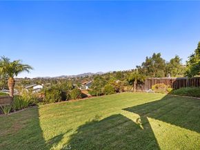 28481 La Noche, Mission Viejo CA 92692