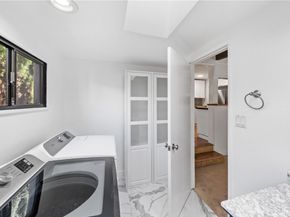 4425 Walnut Avenue, Long Beach CA 90807