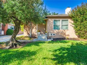 4425 Walnut Avenue, Long Beach CA 90807