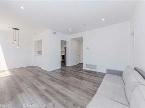 17722 Sergio Cir 203, Huntington Beach CA 92647