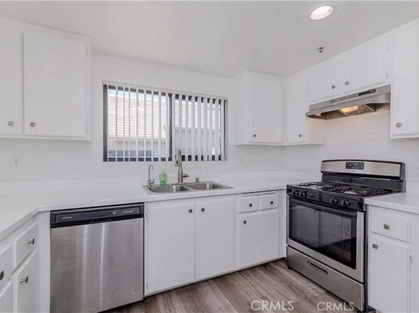 17722 Sergio Cir 203, Huntington Beach CA 92647