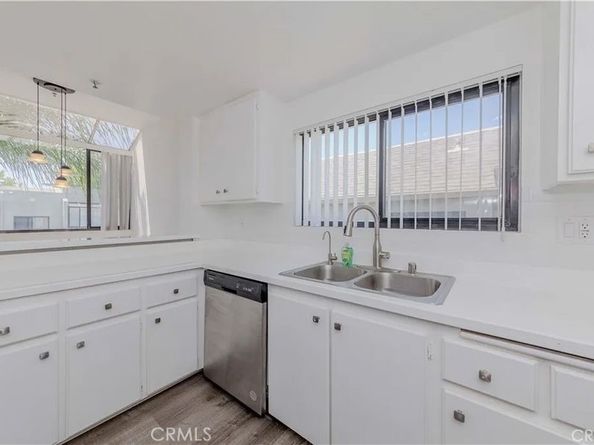 17722 Sergio Cir 203, Huntington Beach CA 92647