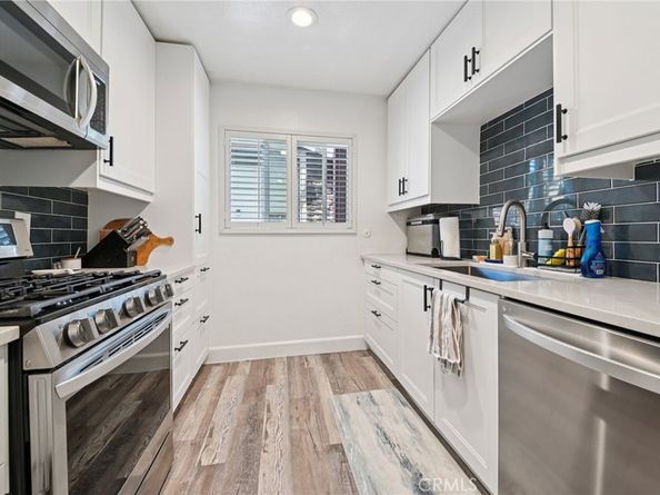 1044 Cabrillo Park Drive G, Santa Ana CA 92701