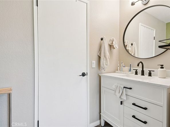 1044 Cabrillo Park Drive G, Santa Ana CA 92701