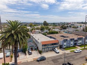 920 Loma Avenue, Long Beach CA 90804