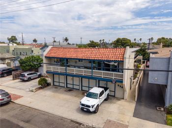 920 Loma Avenue
