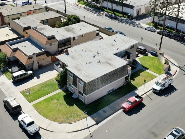 17441 Dairyview Circle, Huntington Beach CA 92647
