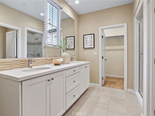 172 Bishop, Irvine CA 92620