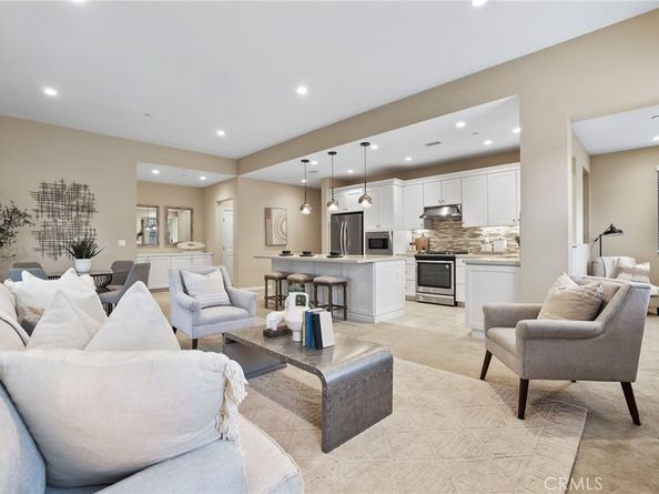172 Bishop, Irvine CA 92620