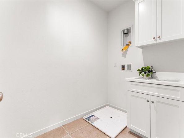 136 Newburry, Irvine CA 92618