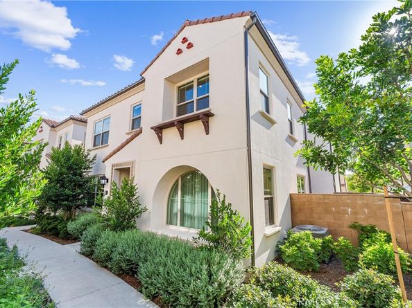 136 Newburry, Irvine CA 92618