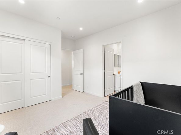 136 Newburry, Irvine CA 92618