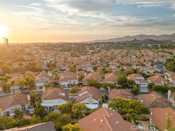 21452 Bastia, Mission Viejo CA 92692