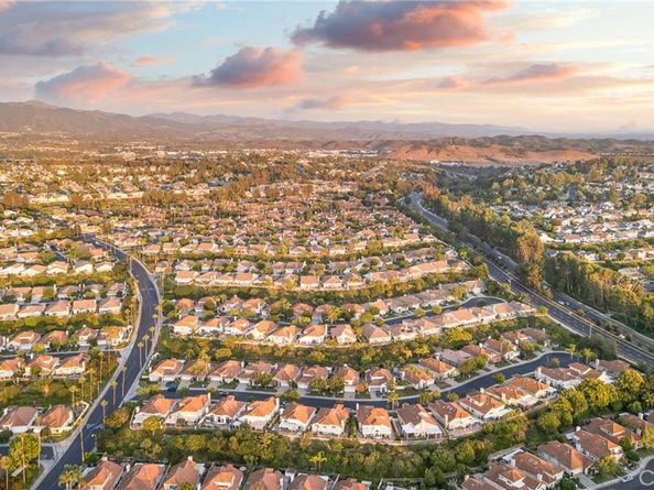21452 Bastia, Mission Viejo CA 92692