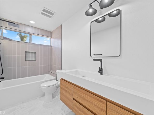 21452 Bastia, Mission Viejo CA 92692