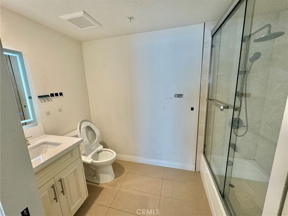 1598 Long Beach Boulevard 214, Long Beach CA 90813