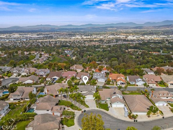 451 S Wishing Well, Anaheim Hills CA 92807