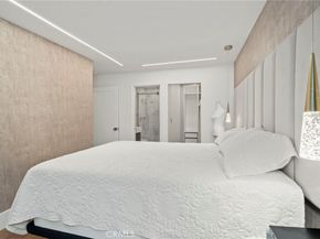 985 Begonia Avenue, Costa Mesa CA 92626