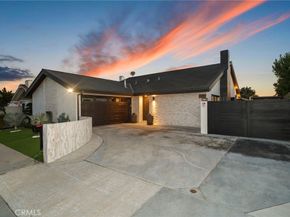 985 Begonia Avenue, Costa Mesa CA 92626