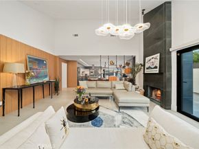 985 Begonia Avenue, Costa Mesa CA 92626