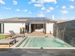 985 Begonia Avenue, Costa Mesa CA 92626