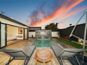 985 Begonia Avenue, Costa Mesa CA 92626