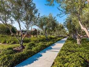 119 Strawberry, Irvine CA 92620