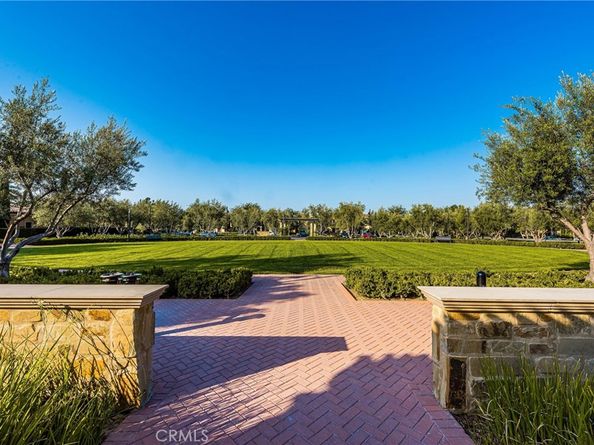 119 Strawberry, Irvine CA 92620