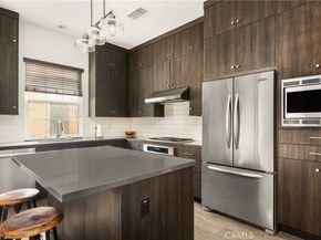 119 Strawberry, Irvine CA 92620