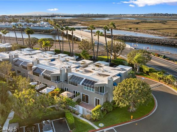 3408 Sparkler, Huntington Beach CA 92649