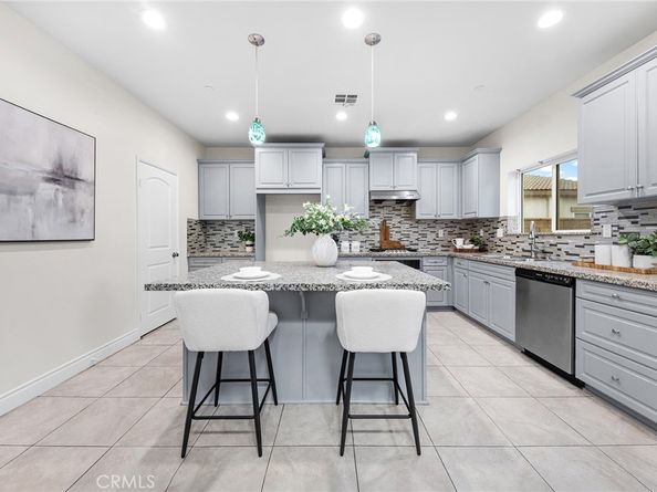 3262 S Portsmouth, Ontario CA 91761