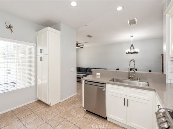 98 Via Barcelona, Rancho Santa Margarita CA 92688