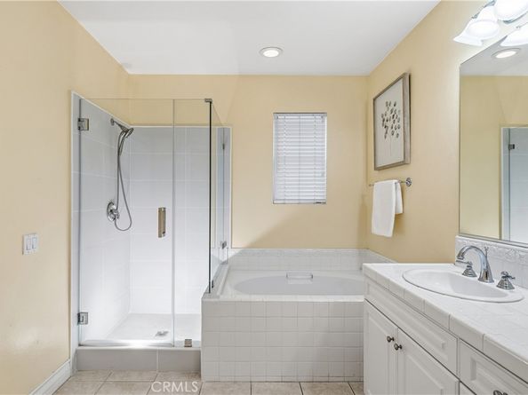 123 Chantilly, Irvine CA 92620