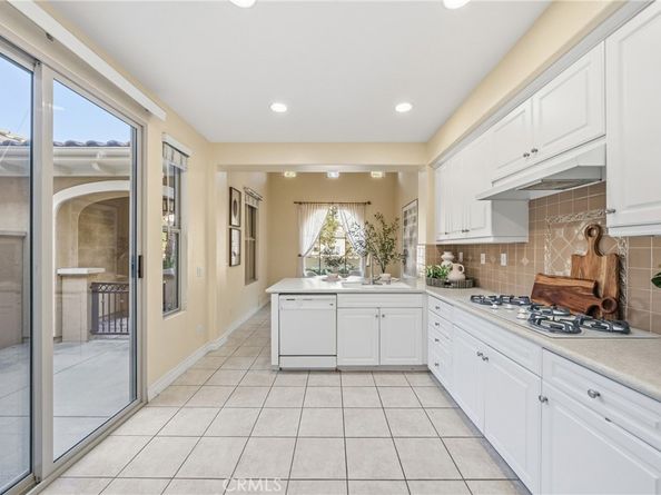 123 Chantilly, Irvine CA 92620