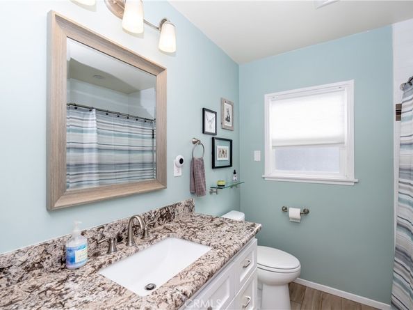 2615 Petaluma, Long Beach CA 90815