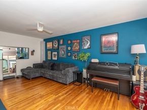 2615 Petaluma, Long Beach CA 90815